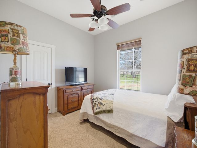 426 County Road 3435, Paradise, TX 76073