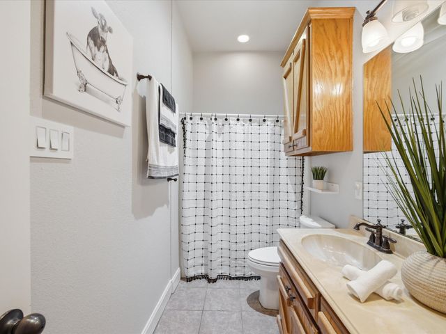 426 County Road 3435, Paradise, TX 76073