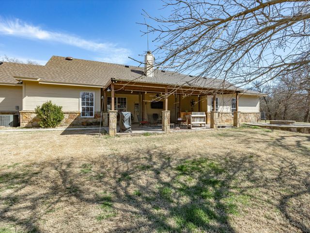 426 County Road 3435, Paradise, TX 76073
