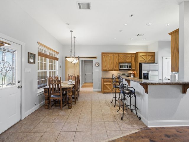 426 County Road 3435, Paradise, TX 76073