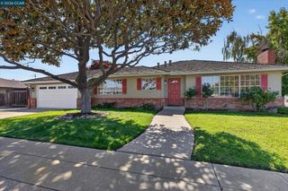 38675 Alma St, Fremont, CA 94536