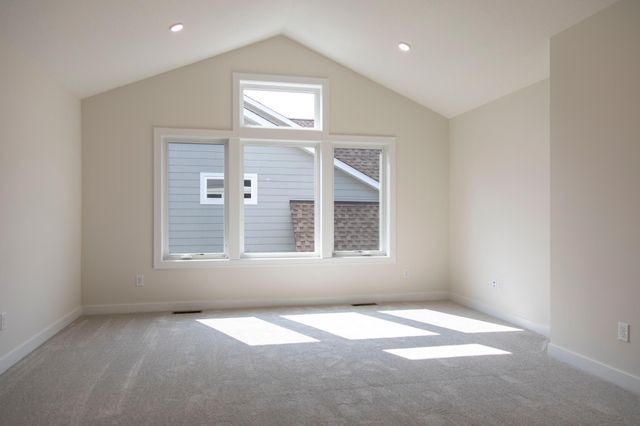 3627 Knightsbridge Trail N, Lake Elmo, MN 55042