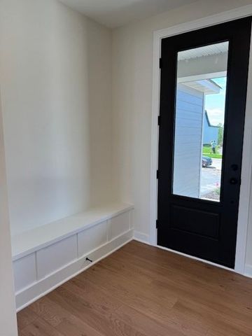 3627 Knightsbridge Trail N, Lake Elmo, MN 55042