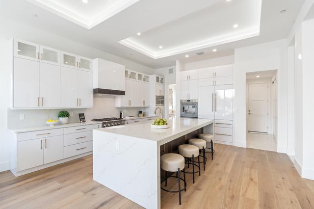 1211 Gulfstream Way, Singer Island, FL 33404