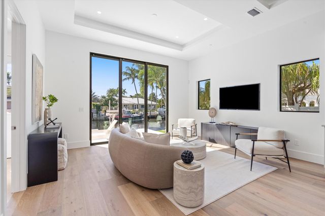 1211 Gulfstream Way, Singer Island, FL 33404