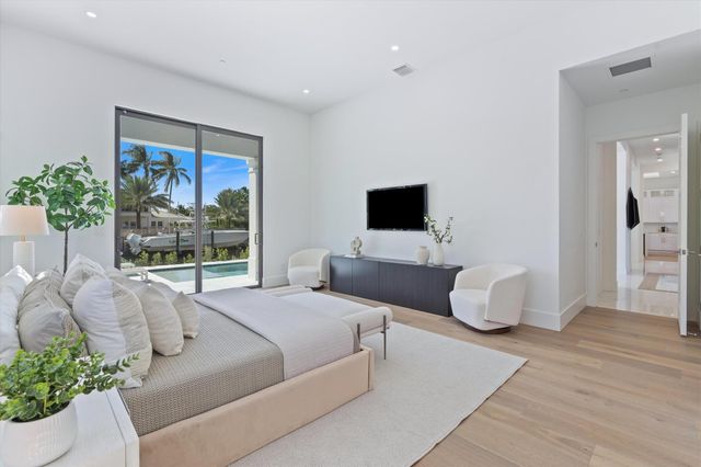 1211 Gulfstream Way, Singer Island, FL 33404