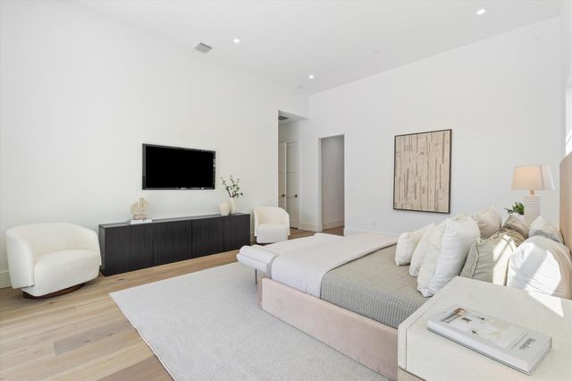 1211 Gulfstream Way, Singer Island, FL 33404