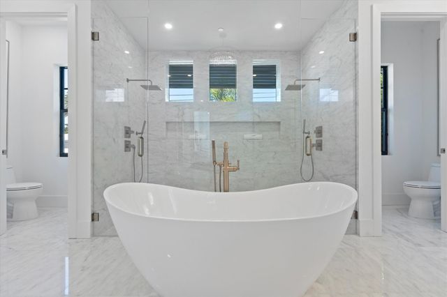 1211 Gulfstream Way, Singer Island, FL 33404