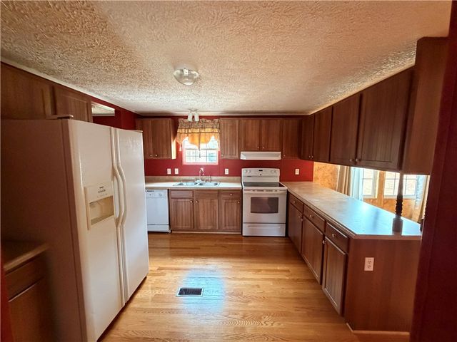 112 Douglas Drive, Seneca, SC 29678