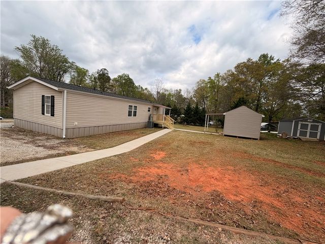 112 Douglas Drive, Seneca, SC 29678