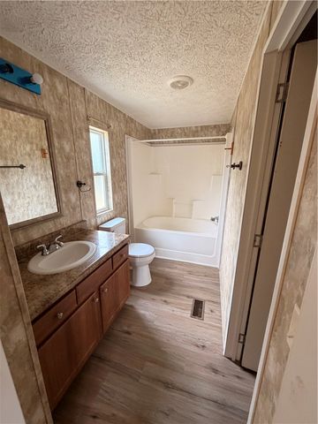 112 Douglas Drive, Seneca, SC 29678