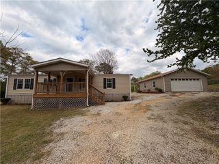 112 Douglas Drive, Seneca, SC 29678