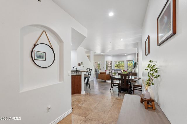 5450 E Deer Valley Drive 1226, Phoenix, AZ 85054