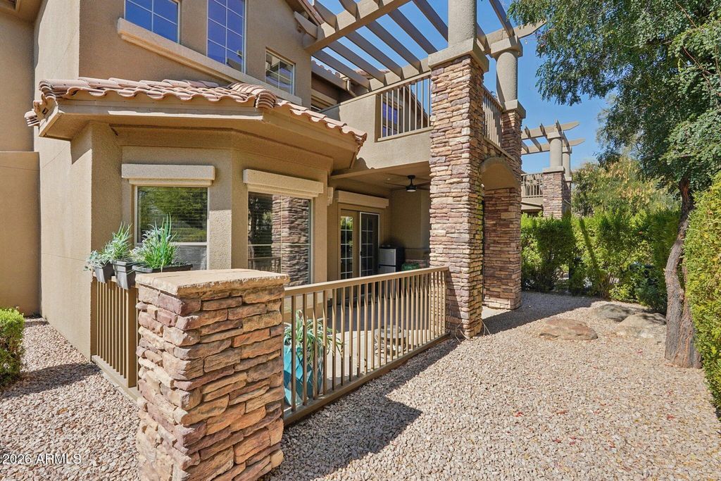 Image 27 of property listing at 5450 E Deer Valley Drive 1226, Phoenix, AZ 85054