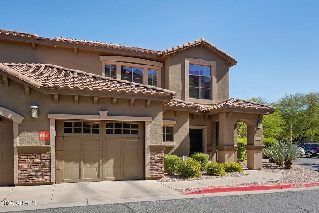 Image 28 of property listing at 5450 E Deer Valley Drive 1226, Phoenix, AZ 85054