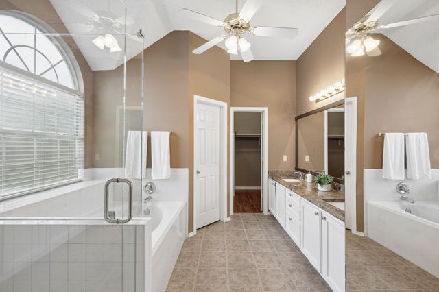 2676 Bent Tree Drive, Hurst, TX 76054