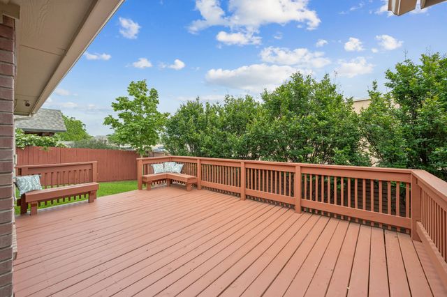 2676 Bent Tree Drive, Hurst, TX 76054