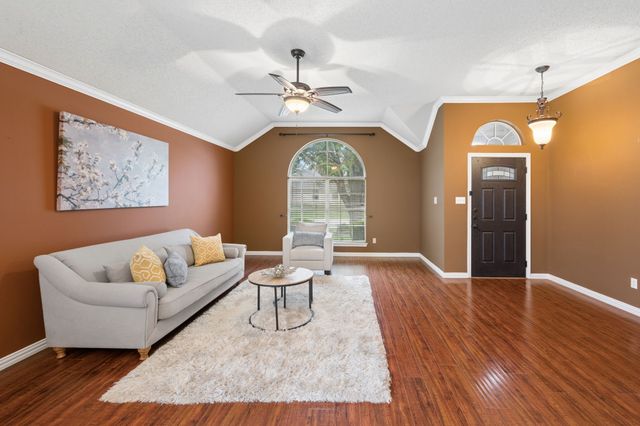 2676 Bent Tree Drive, Hurst, TX 76054