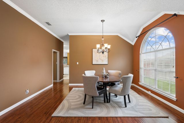 2676 Bent Tree Drive, Hurst, TX 76054