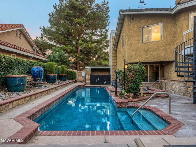 41528 Jacaranda Street, Palmdale, CA 93551