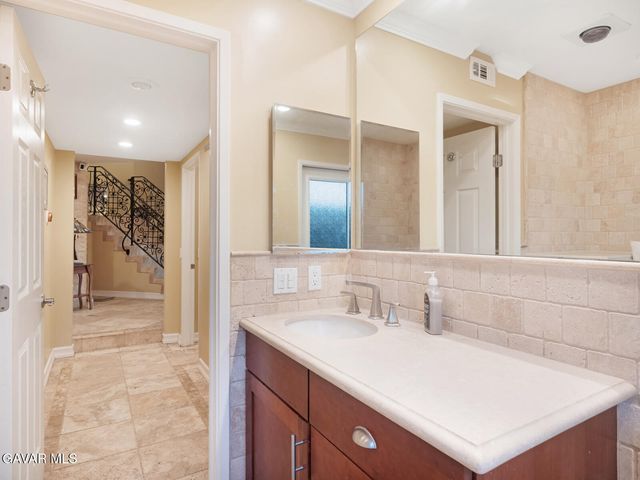 41528 Jacaranda Street, Palmdale, CA 93551