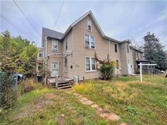 1307-1309 Montier St, Wilkinsburg, PA 15221
