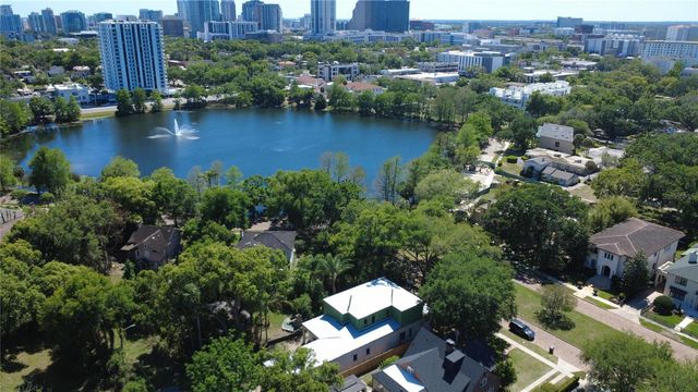 833 PARK LAKE COURT, Orlando, FL 32803