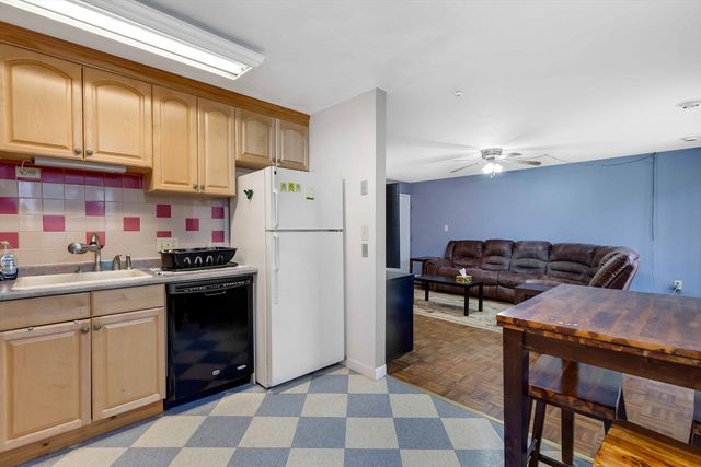 30 Fernview Ave 4, North Andover, MA 01845