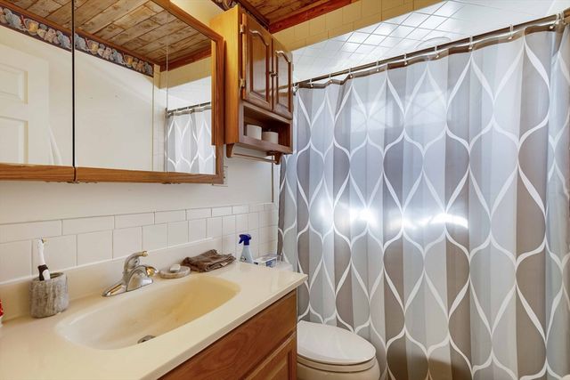 30 Fernview Ave 4, North Andover, MA 01845