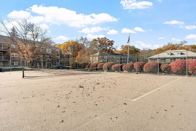 30 Fernview Ave 4, North Andover, MA 01845