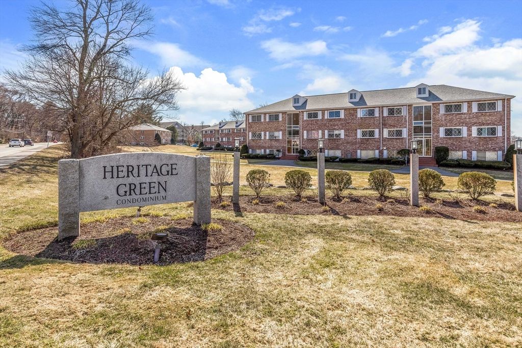 30 Fernview Ave 4, North Andover, MA 01845