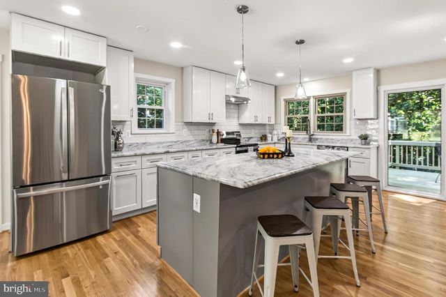 3719 IVYDALE DR, Annandale, VA 22003
