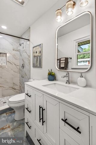 3719 IVYDALE DR, Annandale, VA 22003