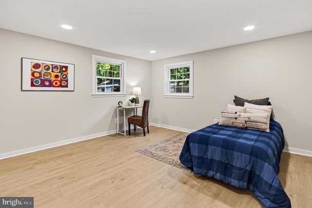 3719 IVYDALE DR, Annandale, VA 22003
