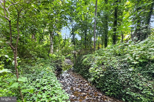 3719 IVYDALE DR, Annandale, VA 22003