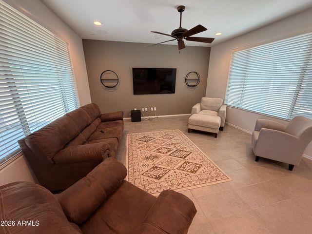 4024 N COTTONWOOD Drive, Florence, AZ 85132