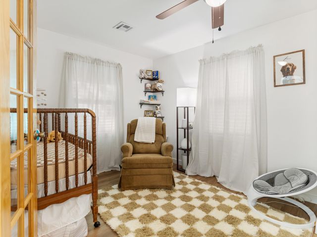 804 Peach Street, El Campo, TX 77437