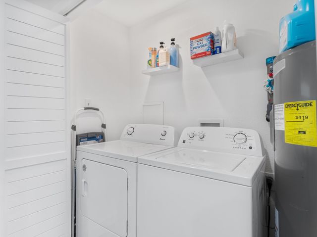 804 Peach Street, El Campo, TX 77437