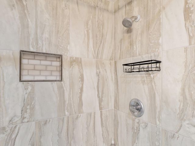 804 Peach Street, El Campo, TX 77437