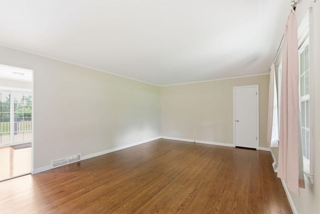 5666 Winchester Road, Lexington, KY 40509