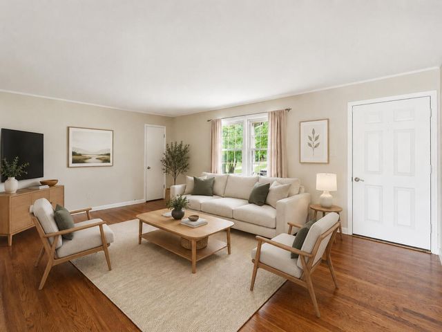 5666 Winchester Road, Lexington, KY 40509