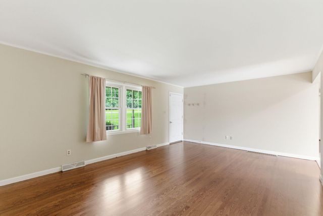 5666 Winchester Road, Lexington, KY 40509
