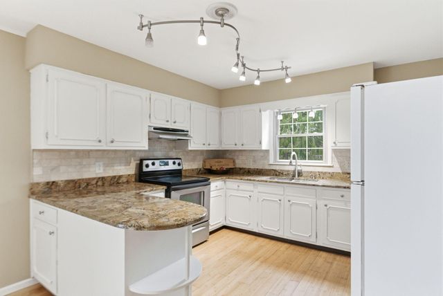 5666 Winchester Road, Lexington, KY 40509