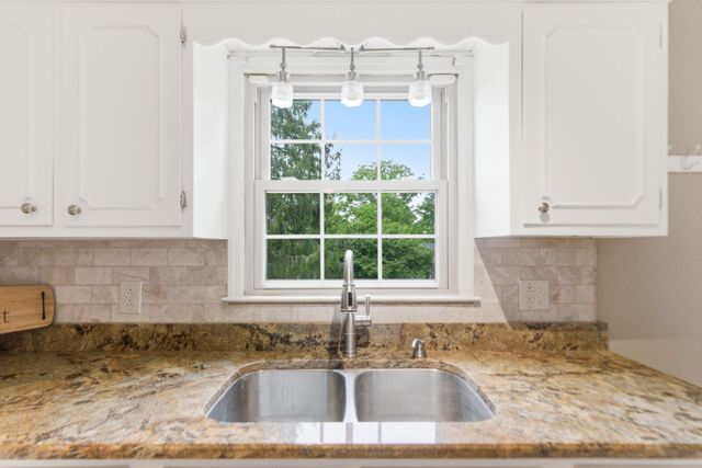 5666 Winchester Road, Lexington, KY 40509