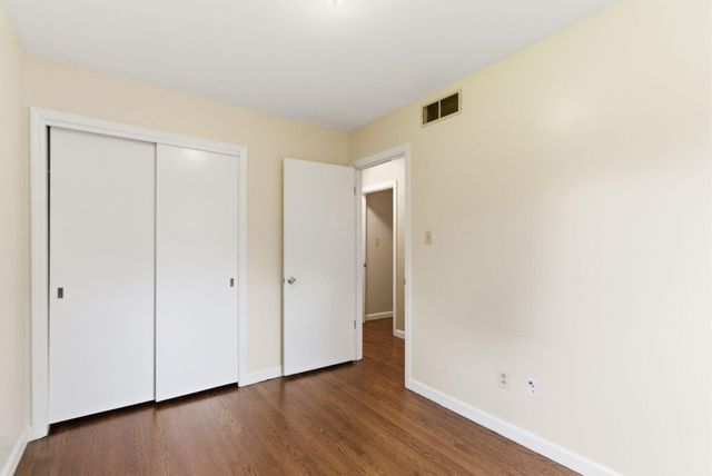 5666 Winchester Road, Lexington, KY 40509