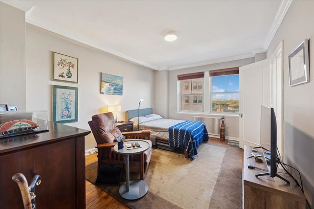 5555 N SHERIDAN Road 609, Chicago, IL 60640