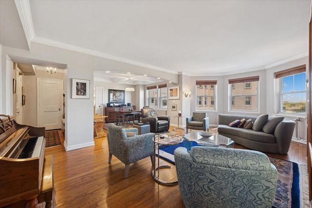 5555 N SHERIDAN Road 609, Chicago, IL 60640