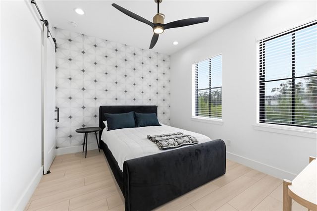 501 W WARREN AVENUE 2, Tampa, FL 33602