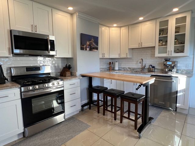 17 Emerson St 2, Wakefield, MA 01880