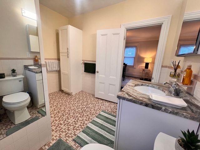 17 Emerson St 2, Wakefield, MA 01880